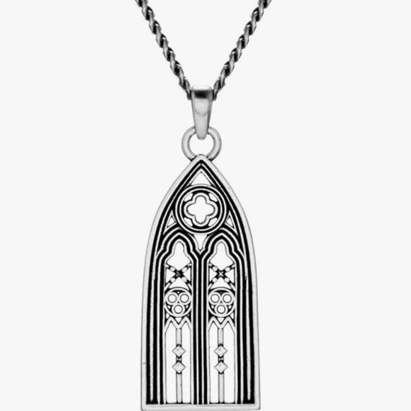 Restyle cathedral window necklace - Picture 2 of 3